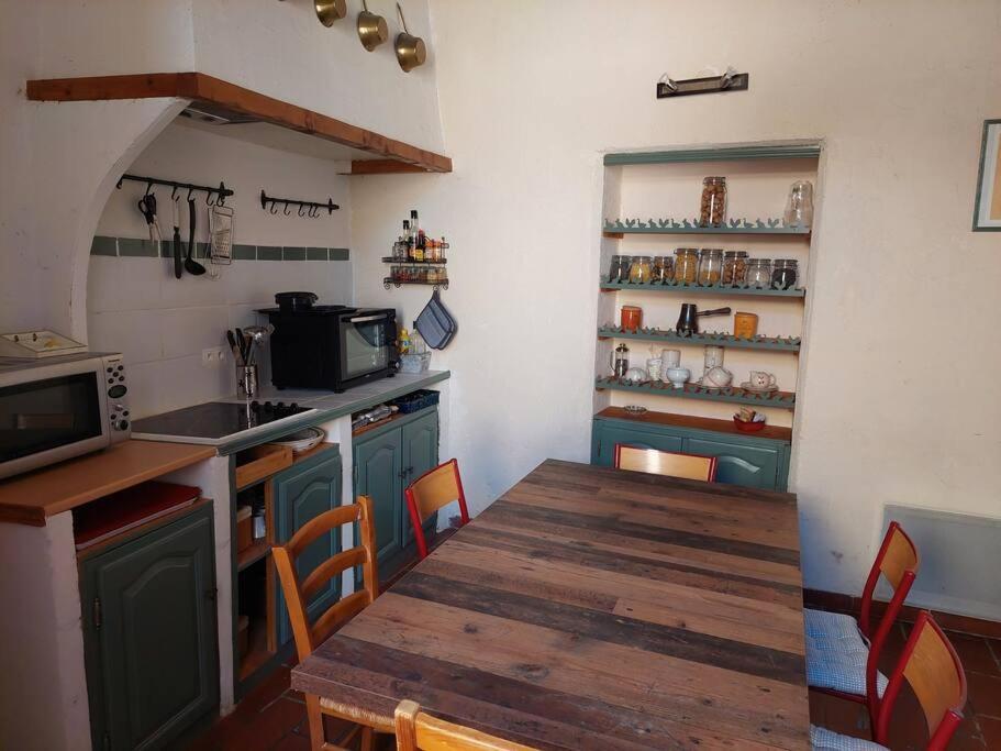Maison De Cesar Saint-Saturnin-lès-Apt Esterno foto